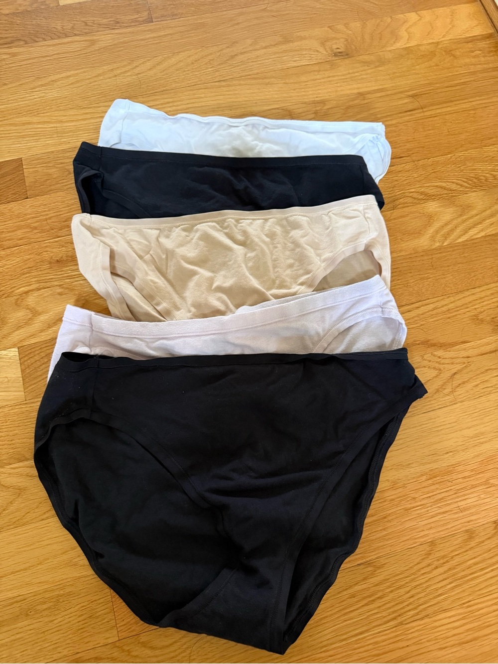 Women’s assorted high waisted size large panties
